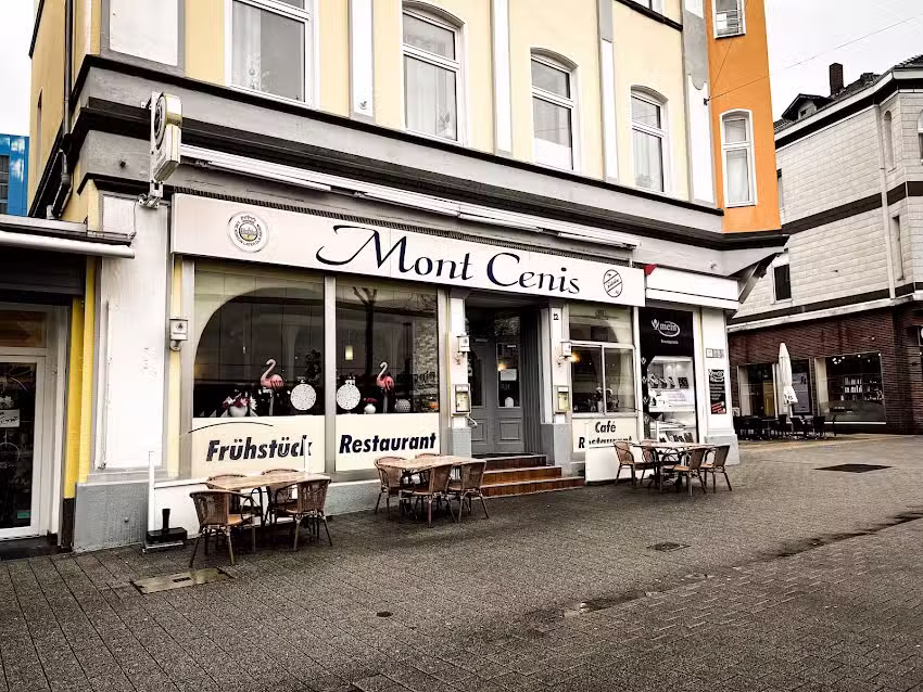Cafe Mont Cenis / Herne