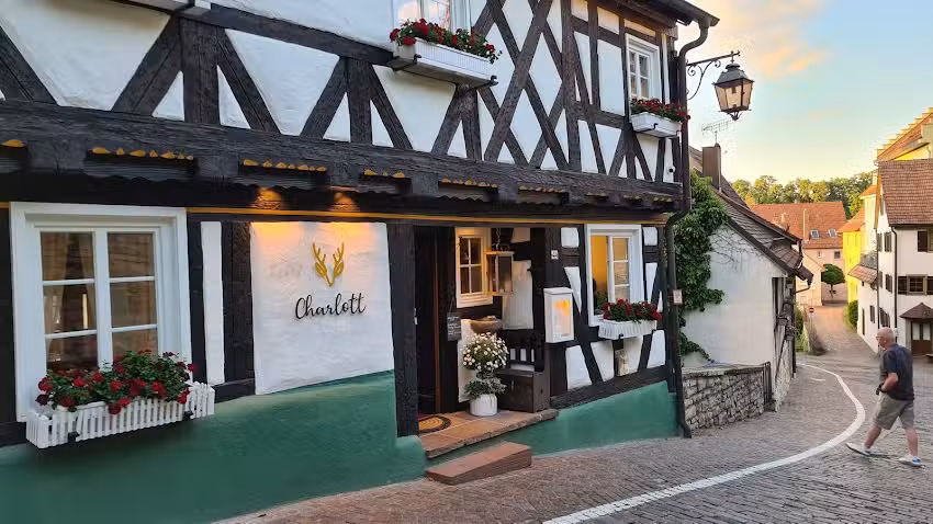 Caf&eacute; &ndash; Restaurant Charlott