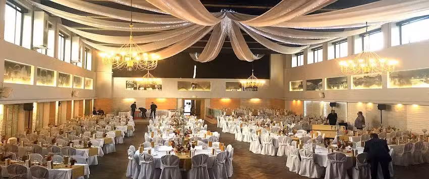 Cafe &ndash; Restaurant &ndash; Eventhalle Gartenstadt