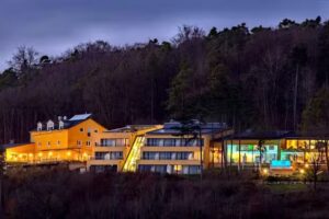 Cafe Restaurant Hotel Sch&ouml;nblick