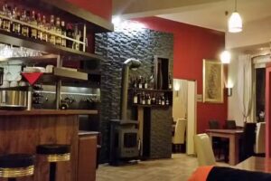 Cafe Restaurant Lims &ndash; Lujan Ali