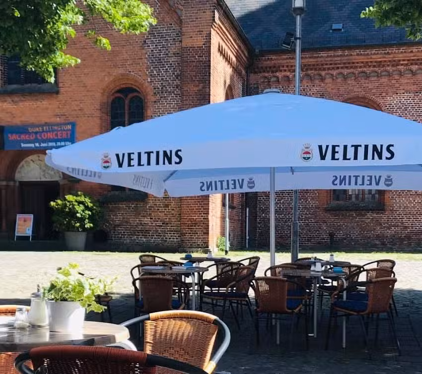 Caf&eacute; & Restaurant Markt 11