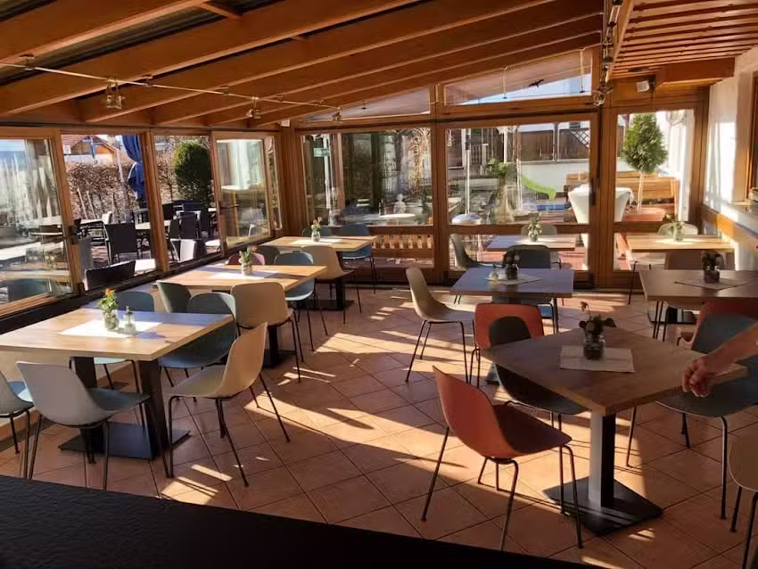 Caf&eacute; Restaurant Momm