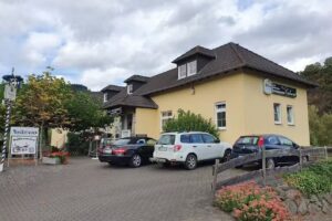Cafe Restaurant Zum Calmont