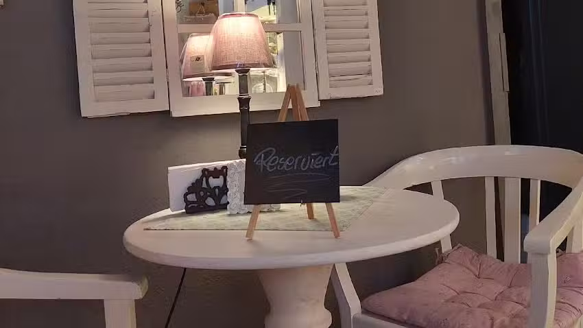 Caf&eacute; Rosenbogen Deko und Mode