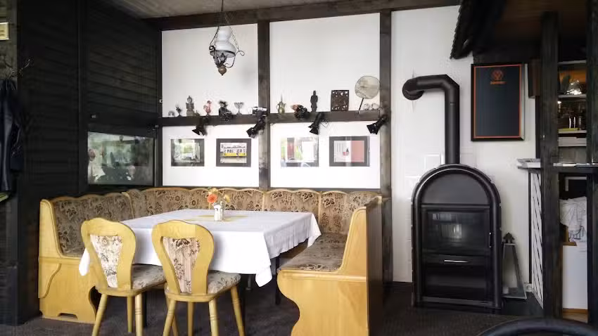 Caf&eacute; schwarz weiss