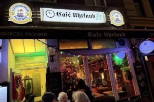 Café Uhrlaub