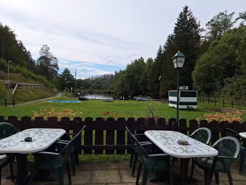 Cafe und Gastst&auml;tte Waldschwimmbad am Okerteich