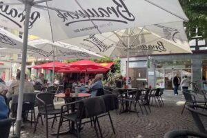 Caf&eacute; unter den Pagoden