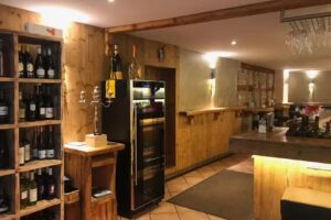 Cafe – Wein Bar Cappuccino am Schwarzen Tor