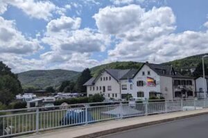 Campingplatz &ndash; Haus Friedenstal