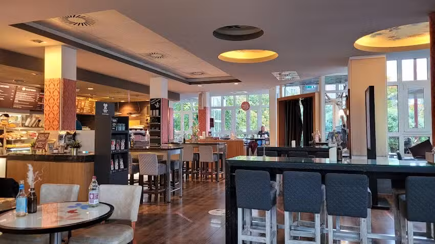 Campus Suite &ndash; Fr&uuml;hst&uuml;ck, Kaffee, Lunch