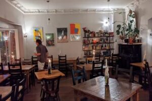 Caravaggi Naturwein Bistro
