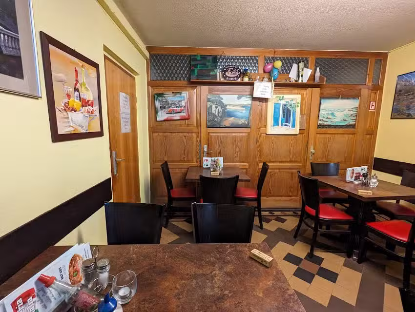 Carlo&rsquo;s Pizzeria Italia
