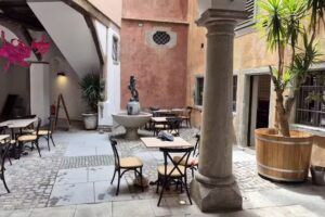 Cavazzo Cafe Bistro Bar