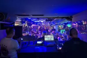 Central – Club M16 hosted by Thomé