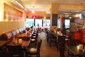 Chakra Café & Bar – Restaurant