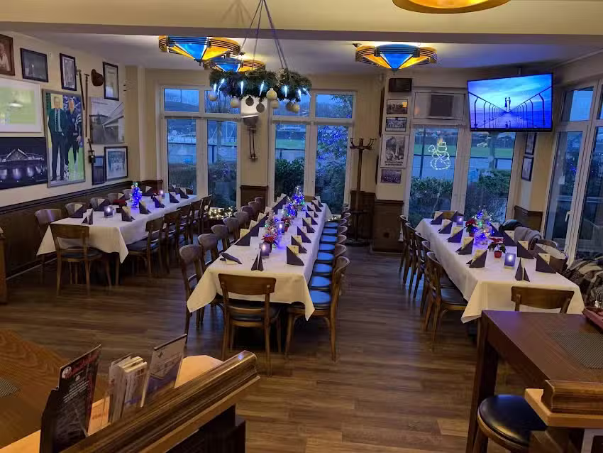 Charly&rsquo;s Schalker | Sportsbar &bull; Restaurant &bull; Biergarten