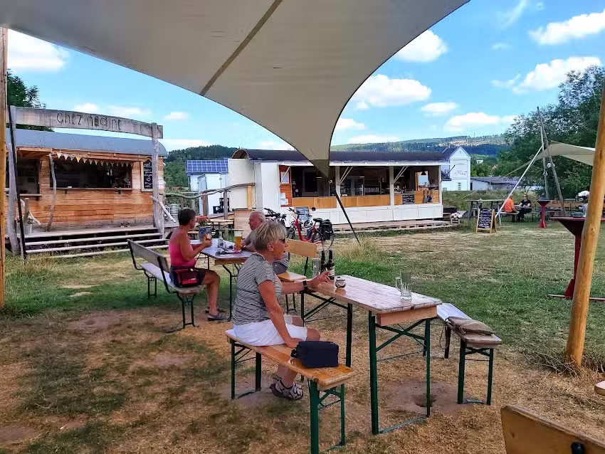 Chez Nadine Caf&eacute; am Werraufer