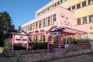 China Haus Restaurant