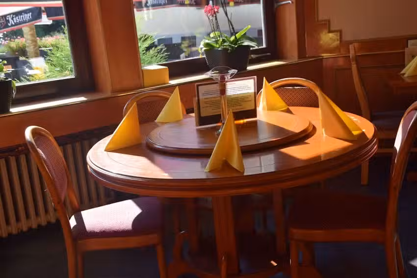 China Restaurant L&ouml;wenpark