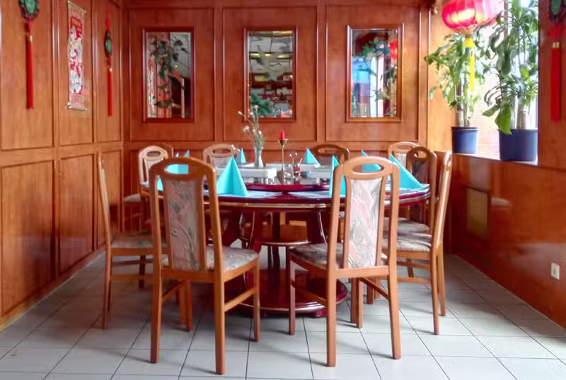 China-Restaurant New-Wok-Men