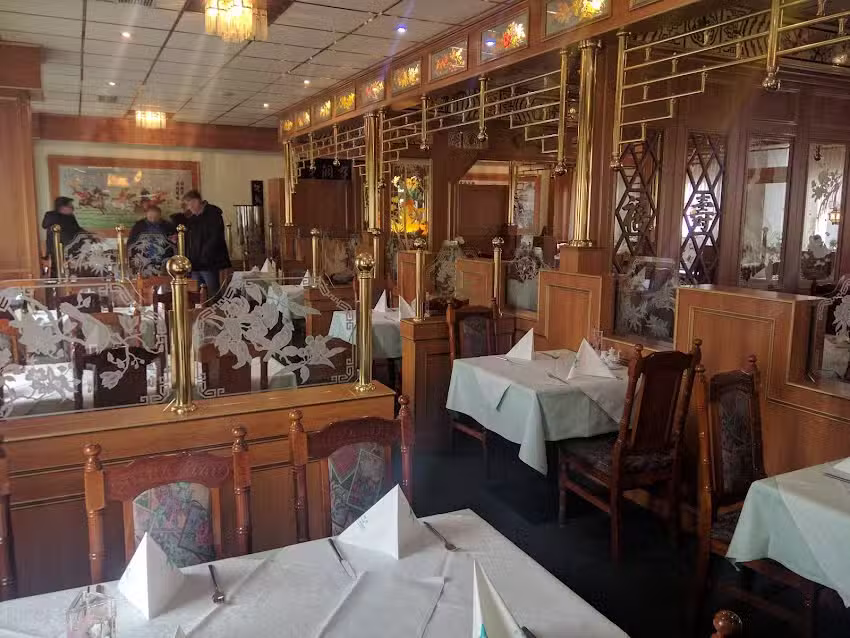 China Star, Restaurant