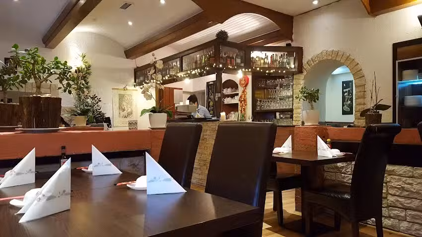 Chuan Wei Chuan China Restaurant