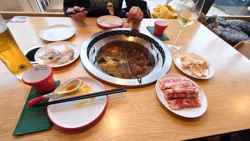 Chuanxiang Hot-Pot 川香串串香火锅