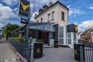 Chyna Whyte Shisha-Bar