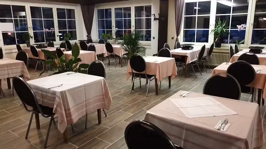 City Restaurant & Bar