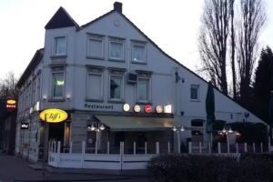 Cliff’s Restaurant, Bar & Biergarten