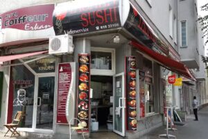 Co Chau Kitchen sushi