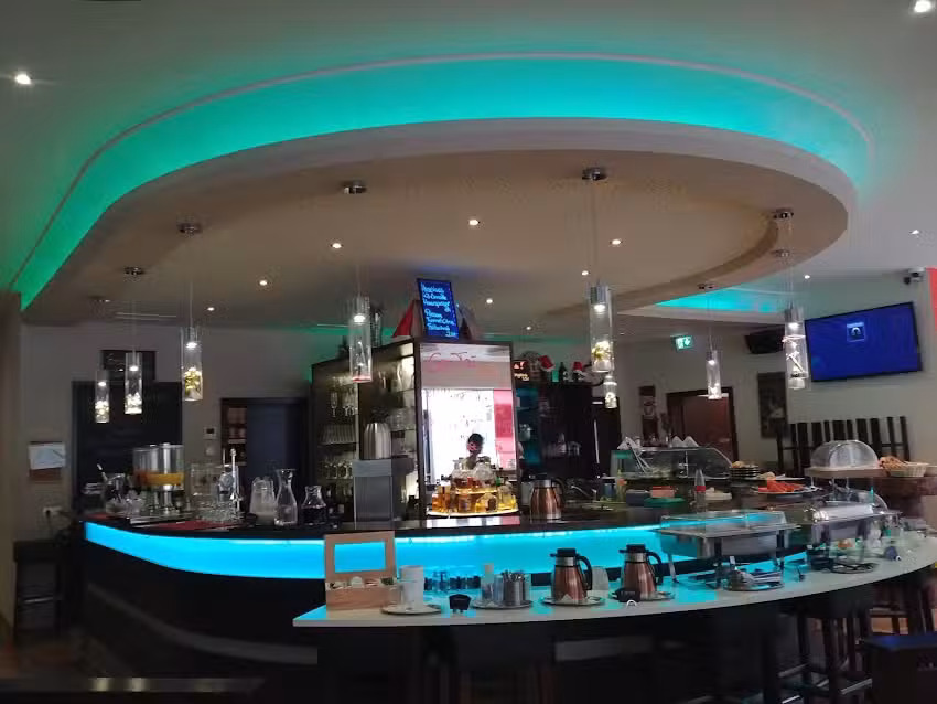 CoCo Coffee & Cocktails