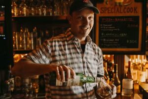 Country Roads Pub & Bar