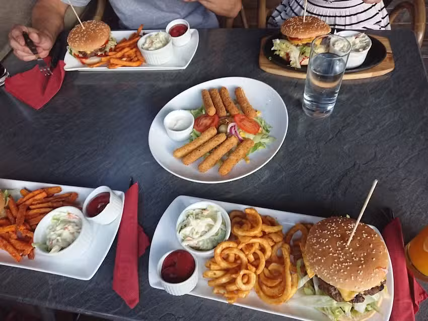 Cowboy Burger House Landau