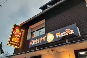Crispy MaxXx . Halal مطعم
