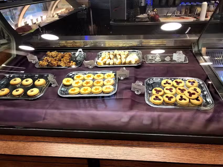 Cristallo Caf&eacute;