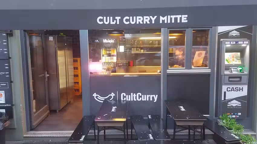 Cult Curry Mitte