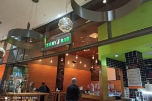 Curry & Bar