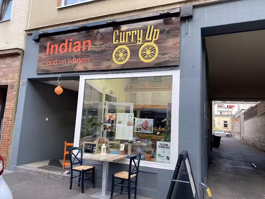 Curry Up Indian Food on Wheels