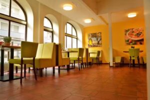 Damas Rose Restaurant
