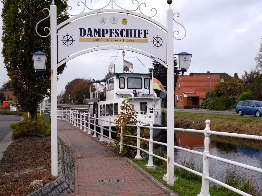 Dampfschiff