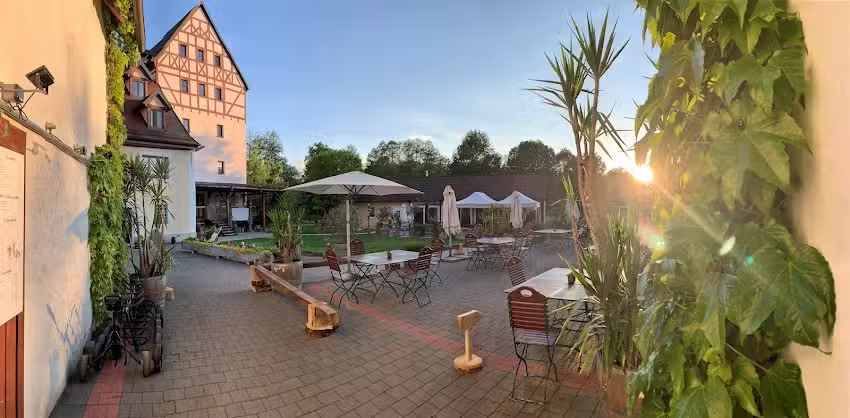 Das Bierg&auml;rtla im Rezatgrund