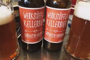 Das Glas Caf&eacute;