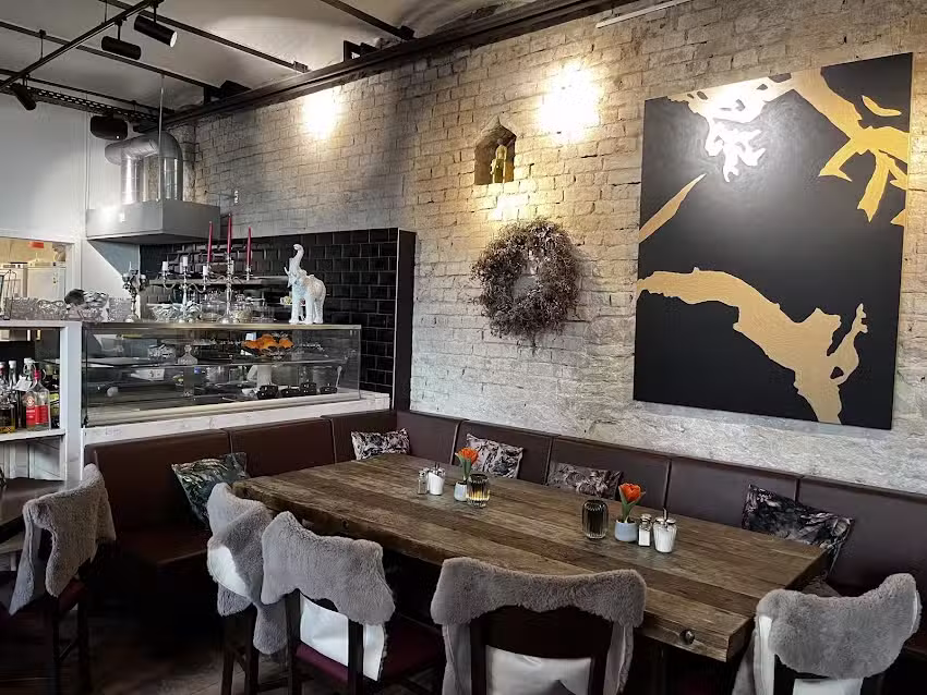 Das KLeiNe [Bistro] in den Elefantenh&ouml;fen