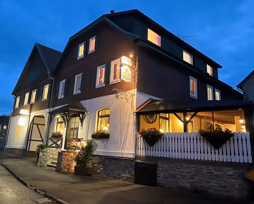 Das sch&ouml;ne Landhotel in der Rh&ouml;n