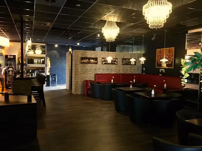 Dauriang Thai Bistro Billard Bar