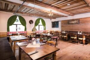 DAWIN Hotel & Restaurants