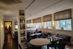 De Luca Restaurant & Bar